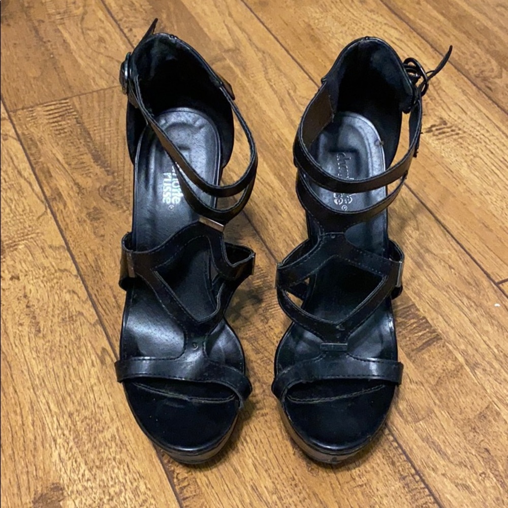 Black Wedge Heels